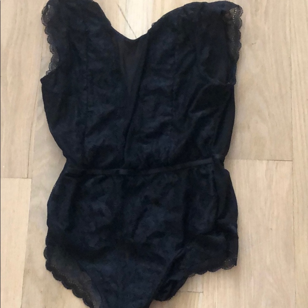 never worn Brandy Melville sexy lace bodysuit